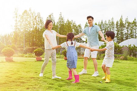 Enhancing Young Children’s Learning Qualities through Play in 2024